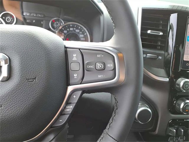 New 2026 RAM 1500 4x4 Crew Cab image 15