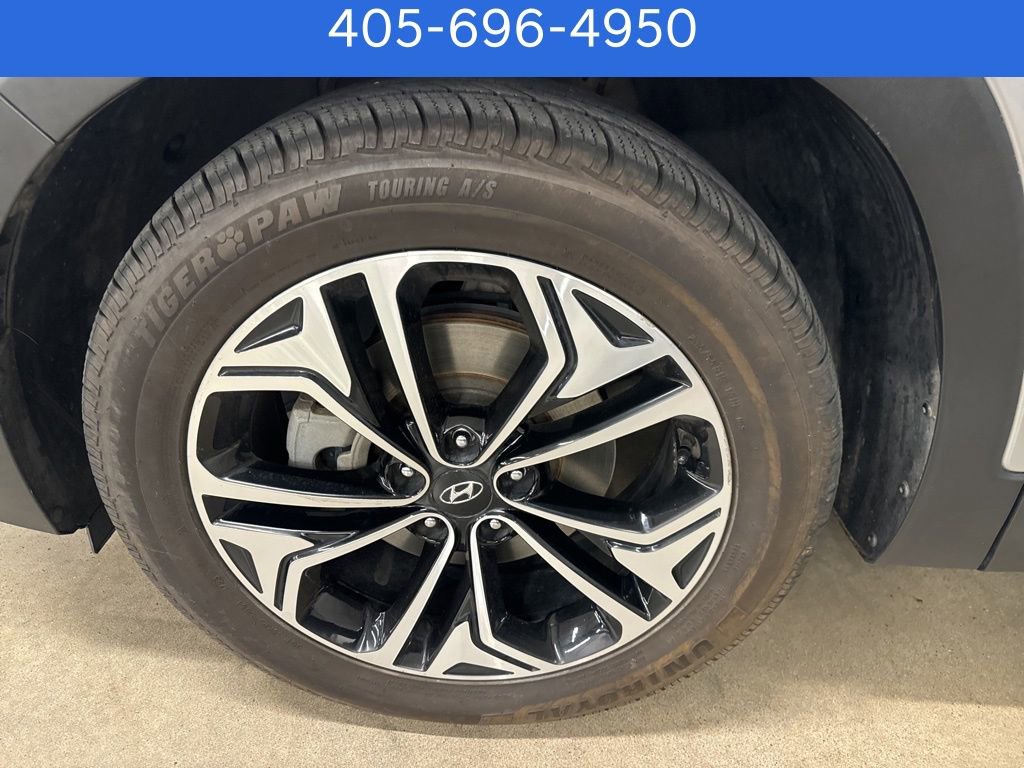 Used 2020 Hyundai Santa Fe SEL image 11