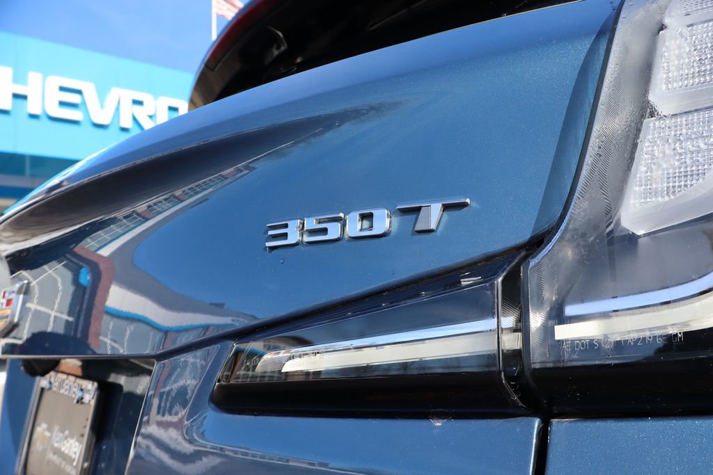 Used 2024 Cadillac XT4 Sport image 36