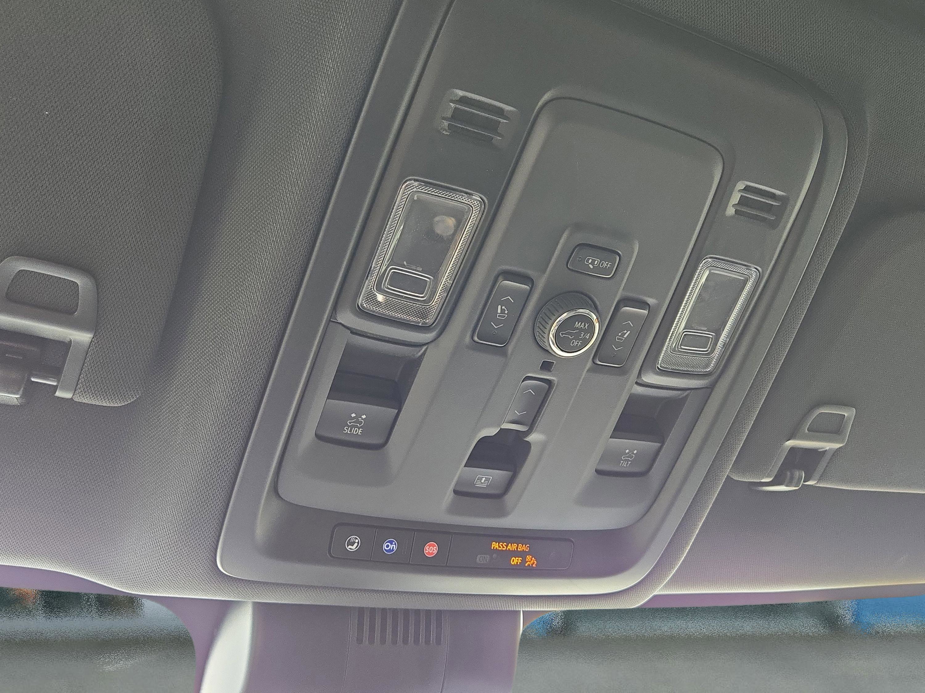 Certified 2025 Chevrolet Tahoe High Country image 31
