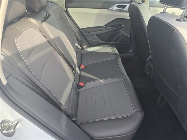 New 2026 Volkswagen Taos SE AWD/4WD image 12