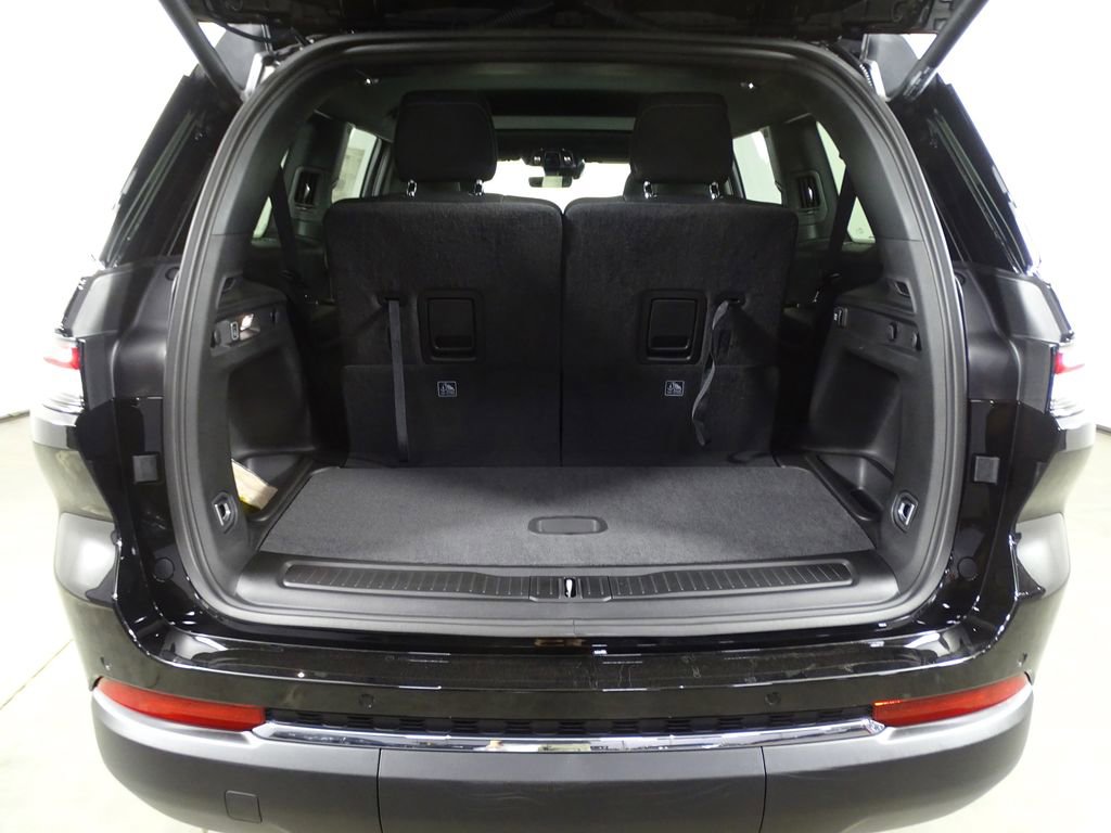 New 2025 Jeep Grand Cherokee L Laredo w/ Luxury Tech Group I image 14
