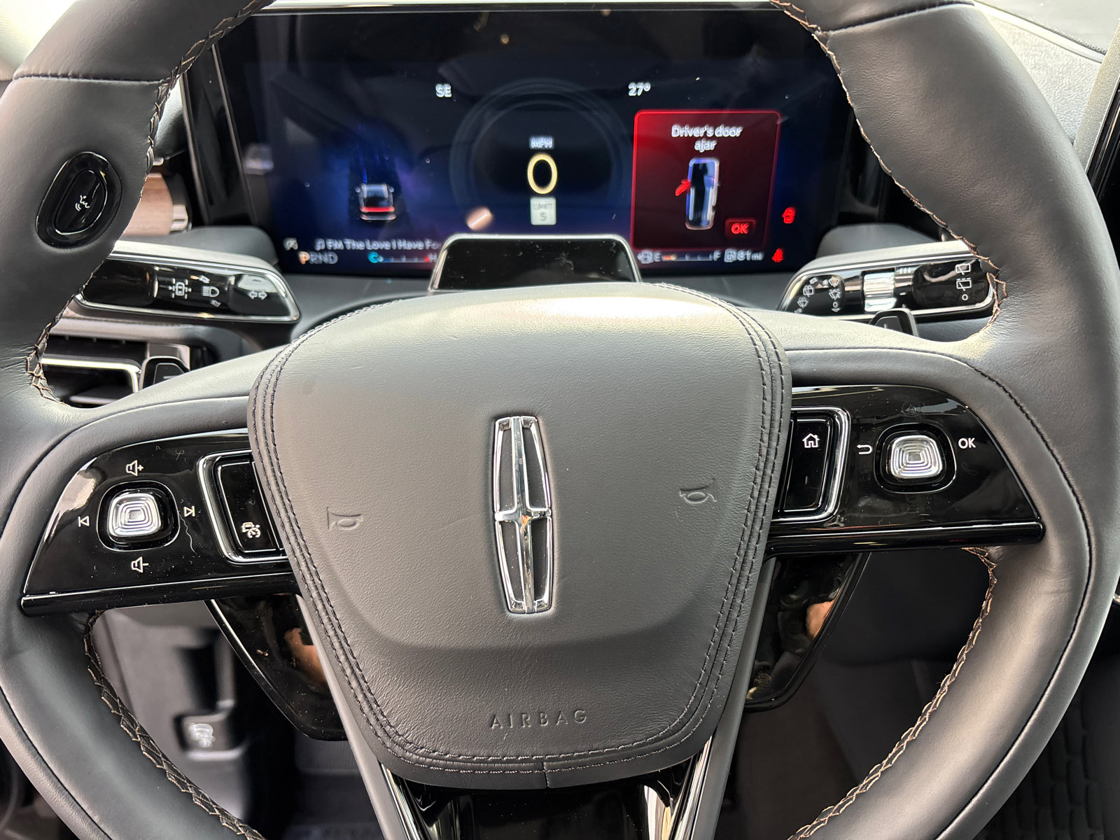 New 2026 Lincoln Aviator Reserve image 16