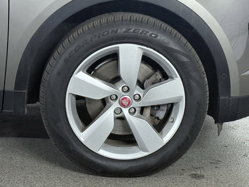 Used 2020 Jaguar E-PACE SE image 6