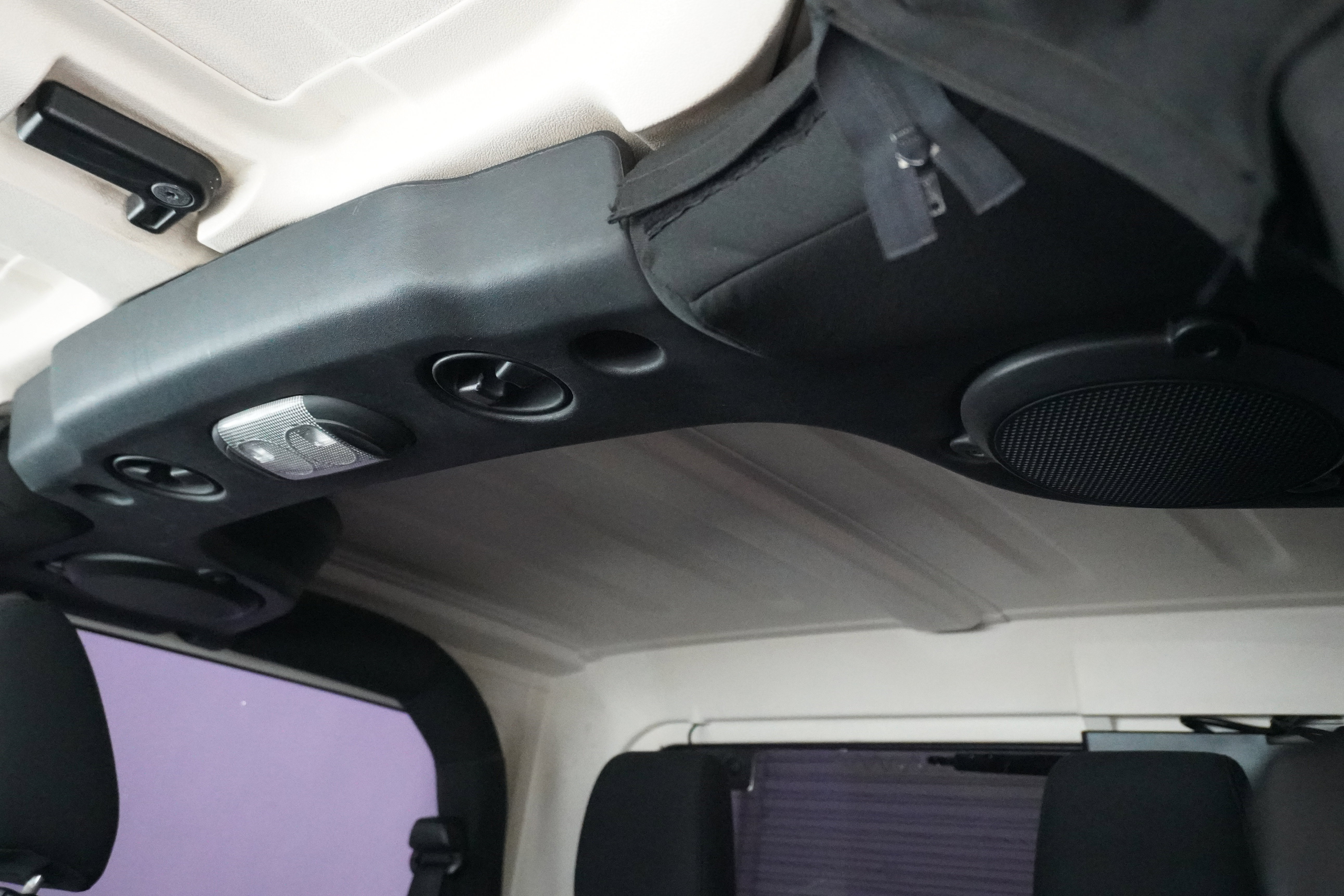 Used 2011 Jeep Wrangler Sahara w/ Connectivity Group image 14