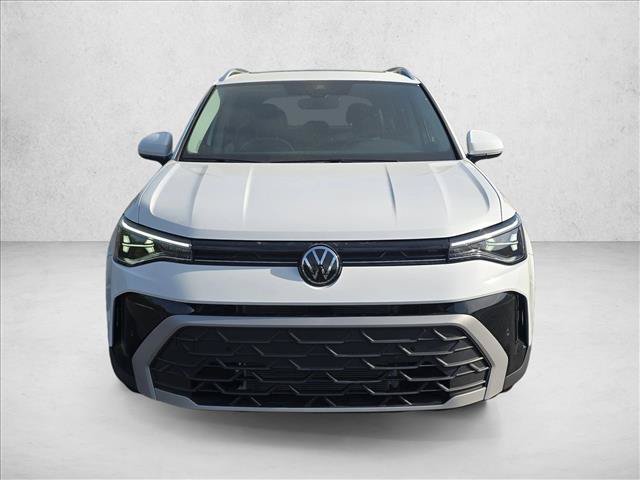 New 2026 Volkswagen Taos SE FWD image 9