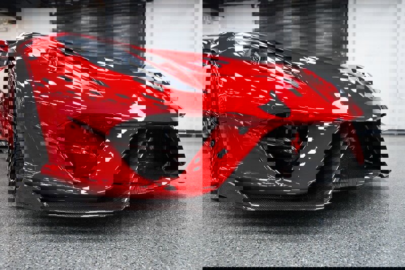 Used 2019 Ferrari 812 Superfast image 9