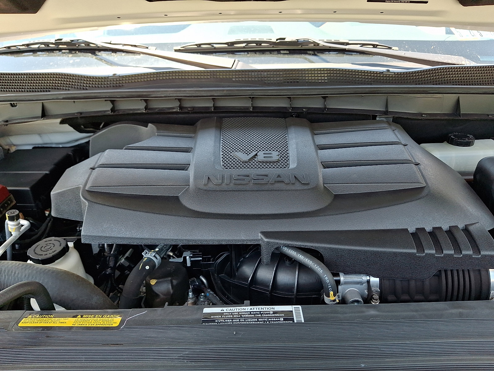 Used 2024 Nissan Titan PRO-4X w/ Pro-4x Convenience Package AWD/4WD image 30