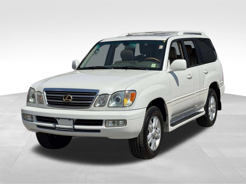 Used 2004 Lexus LX 470 4WD video 3
