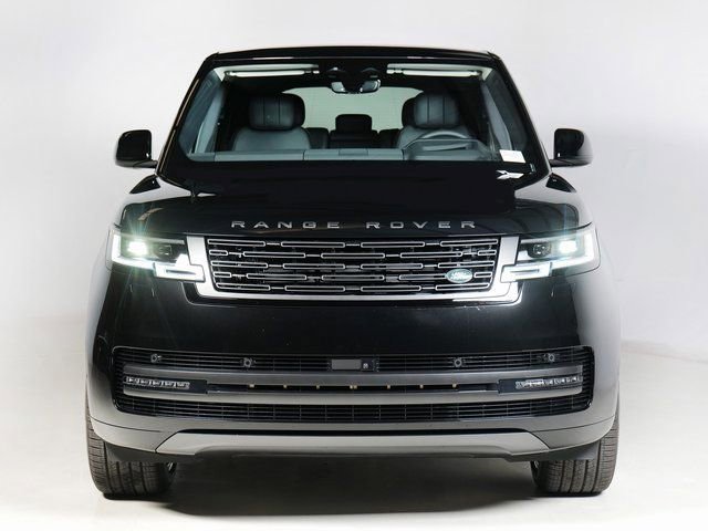 New 2025 Land Rover Range Rover SE AWD/4WD image 8
