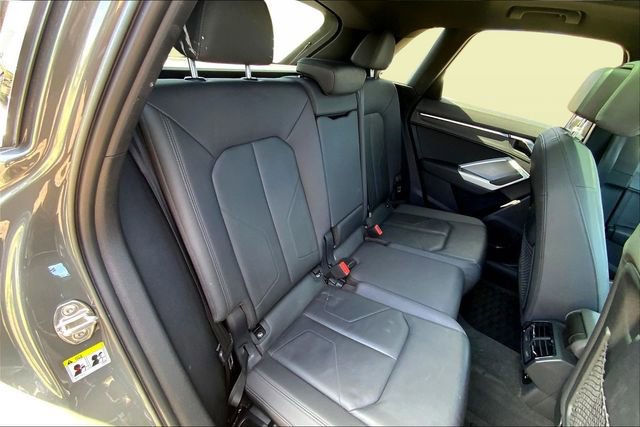 Used 2021 Audi Q3 2.0T Premium image 19