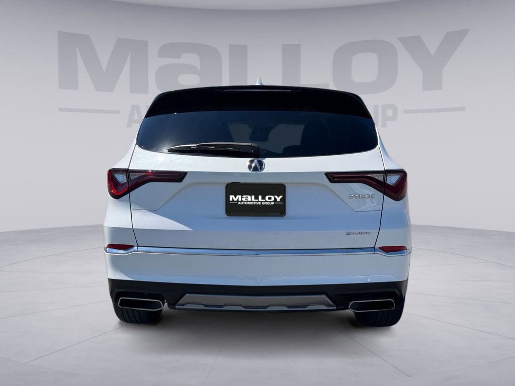 Used 2025 Acura MDX SH-AWD image 4