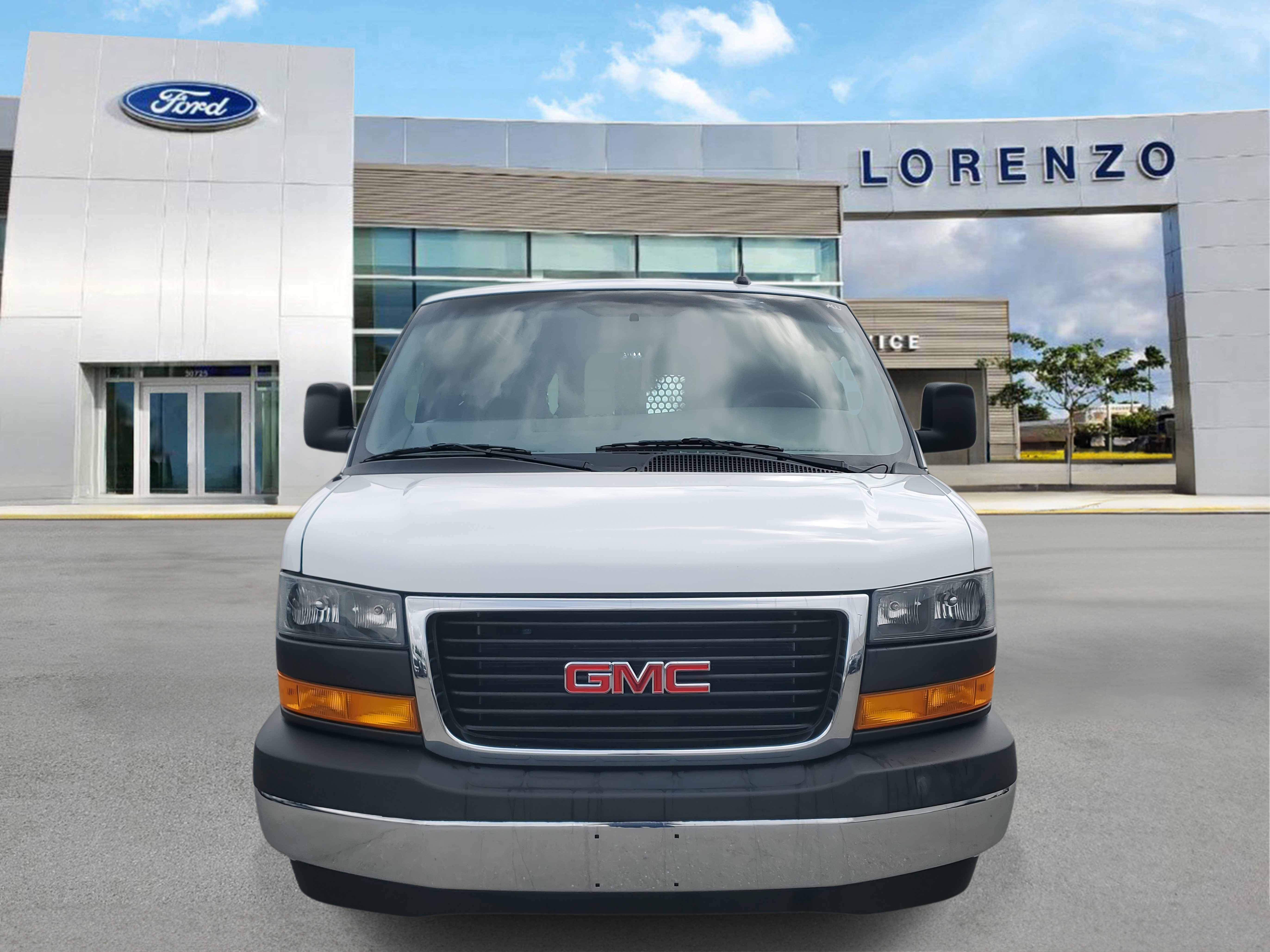 Used 2023 GMC Savana 2500 w/ Driver Convenience Package video 2
