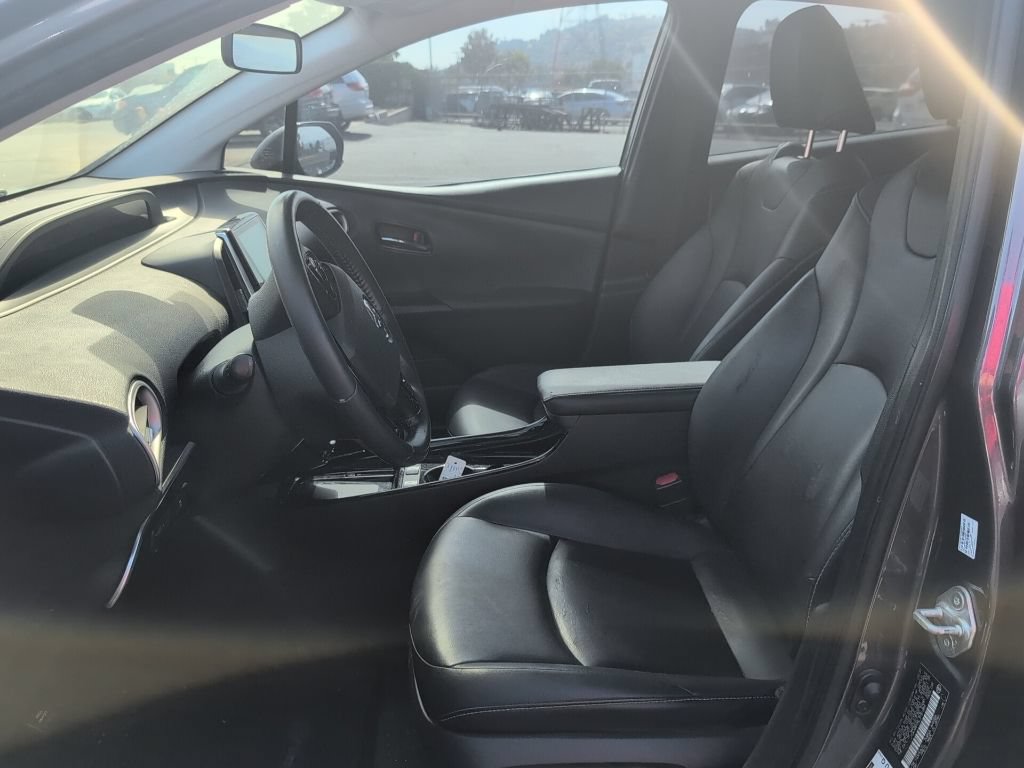 Used 2020 Toyota Prius Prime XLE w/ Carpet Mat Package FWD image 8