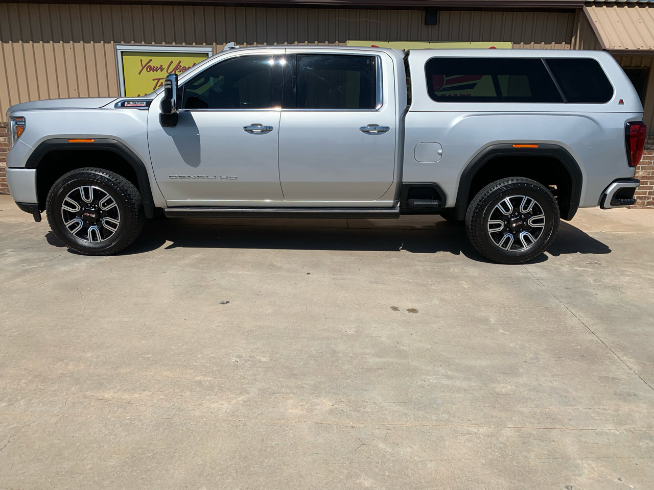 Used 2022 GMC Sierra 2500 Denali w/ Denali Ultimate Package image 5