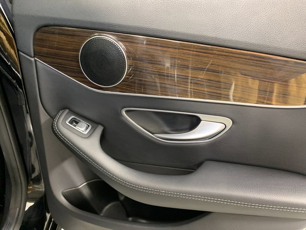 Used 2017 Mercedes-Benz C 300 Sedan image 36