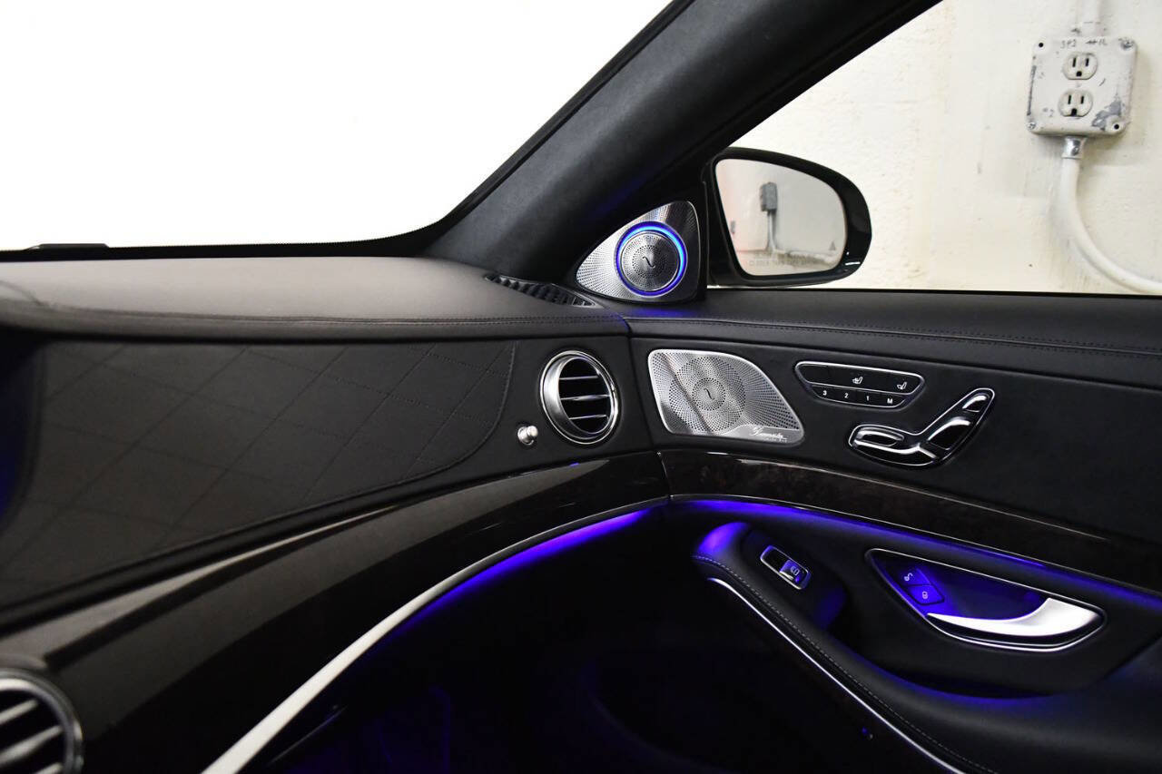 Used 2015 Mercedes-Benz S 63 AMG 4MATIC Sedan image 21