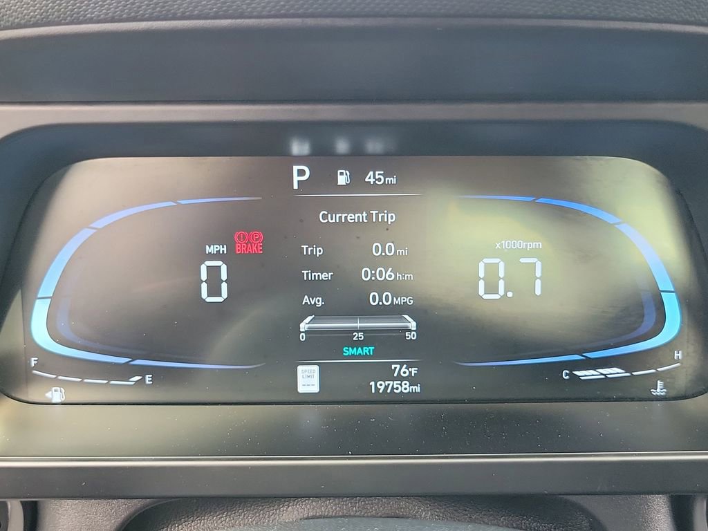 Used 2025 Hyundai Elantra Sport image 7