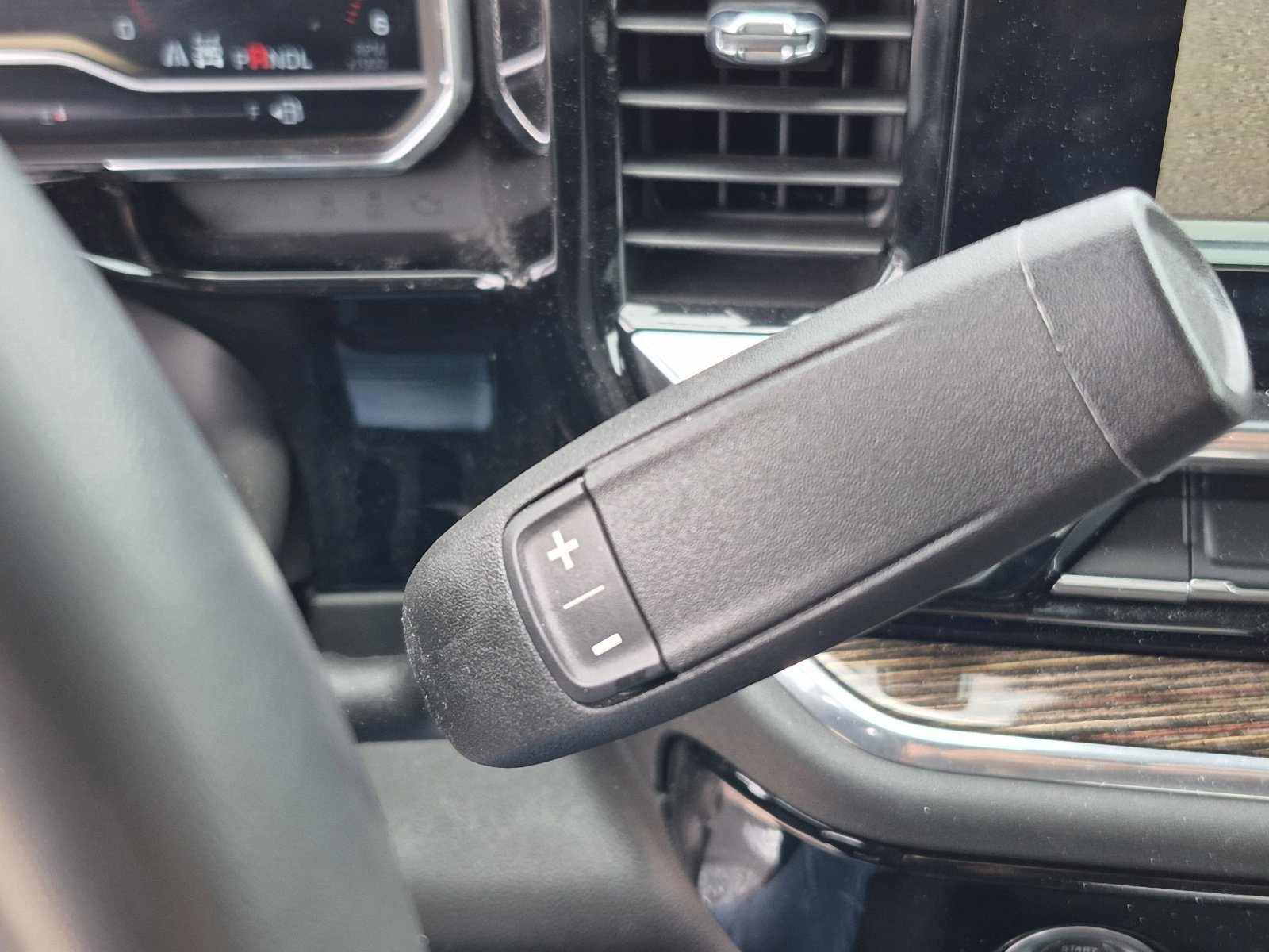 Used 2023 GMC Sierra 1500 Elevation AWD/4WD image 33