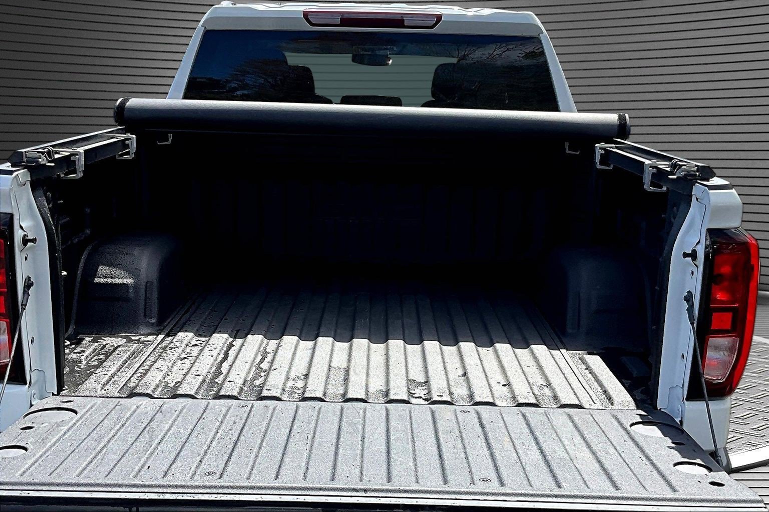Used 2024 GMC Sierra 1500 Elevation AWD/4WD image 7