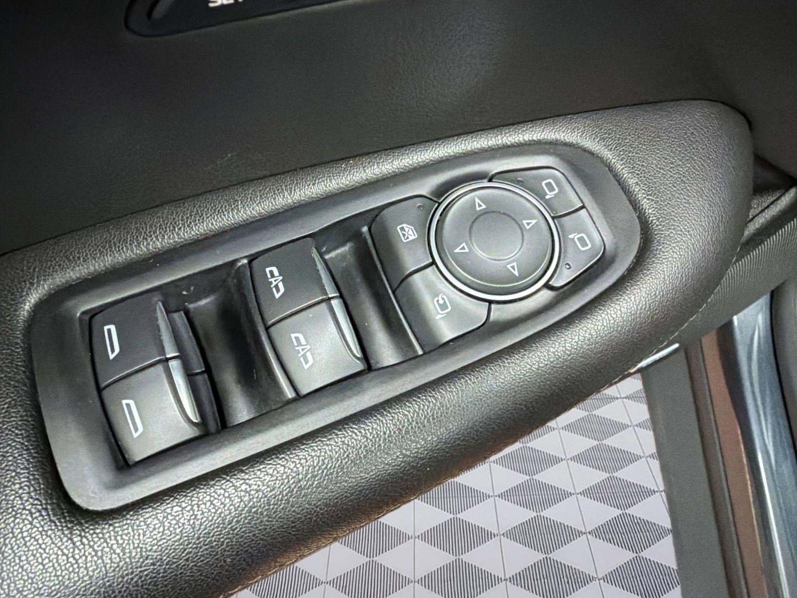 Used 2019 Cadillac XT5 Premium Luxury image 11