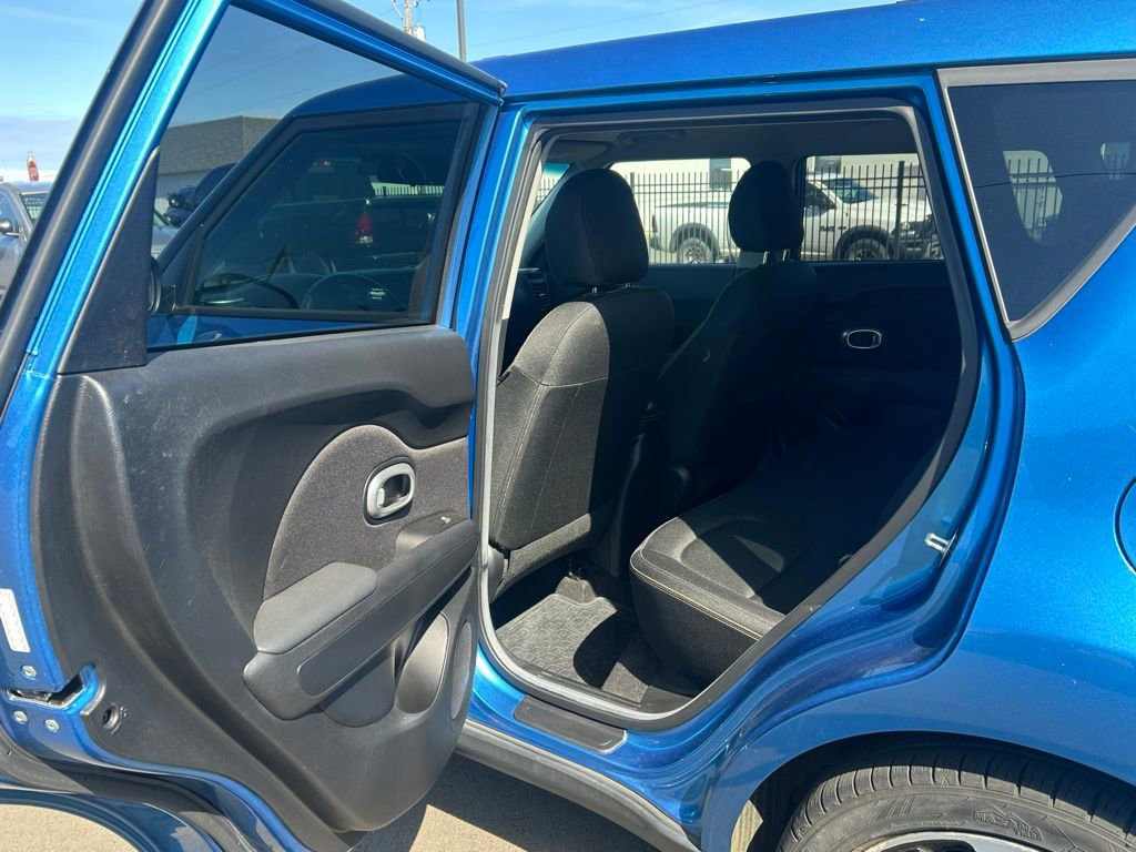 Used 2016 Kia Soul + w/ Designer's Package FWD image 26
