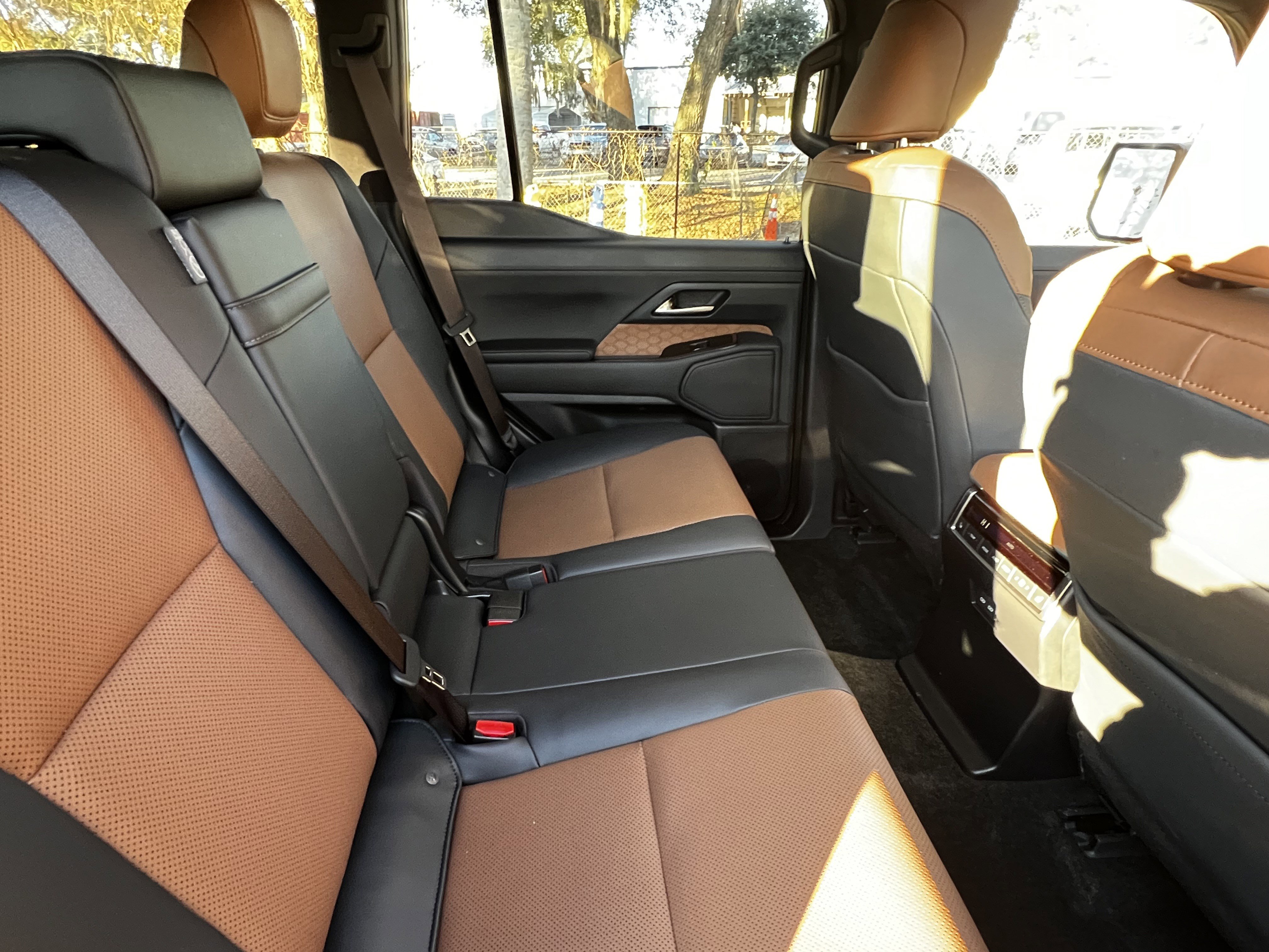 Used 2024 Lexus GX 550 550 Premium+ image 41