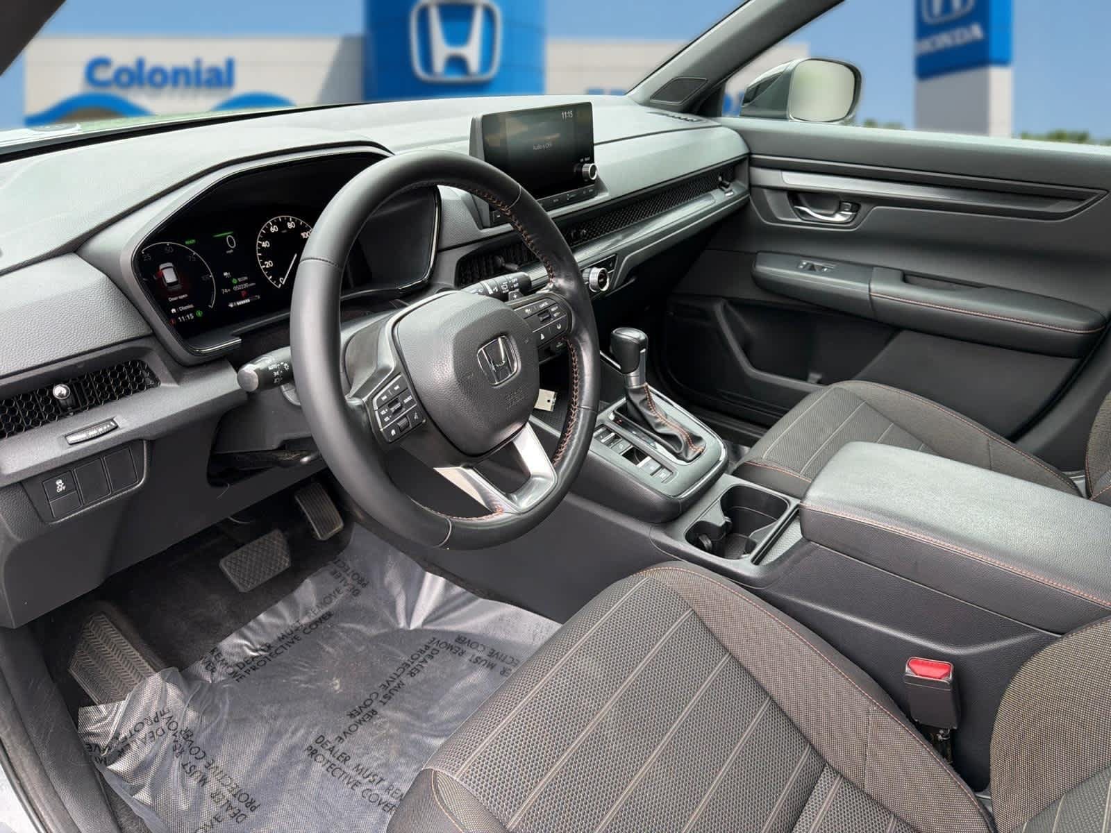 Used 2025 Honda CR-V Sport image 12