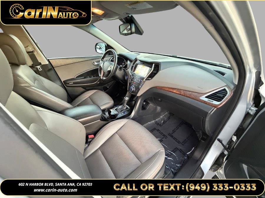 Used 2018 Hyundai Santa Fe Limited FWD image 11