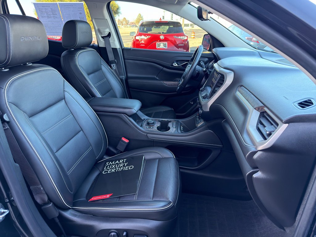 Used 2021 GMC Acadia Denali w/ Denali Technology Package image 17