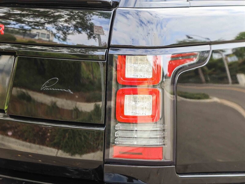 Used 2015 Land Rover Range Rover Supercharged AWD/4WD image 15