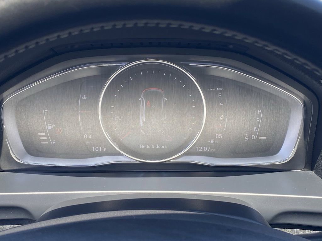 Used 2018 Volvo V60 T5 Dynamic w/ Vision Package FWD image 32