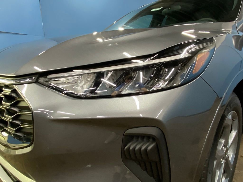 Used 2024 Ford Escape ST-Line w/ Tech Pack #1 image 6