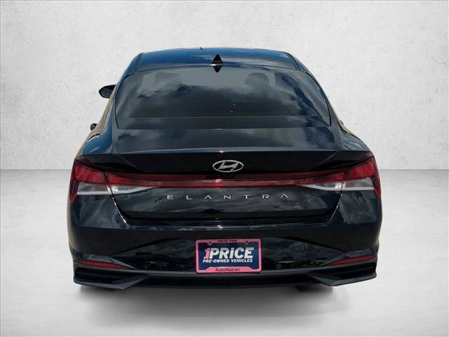 Used 2021 Hyundai Elantra SEL w/ Convenience Package FWD image 7