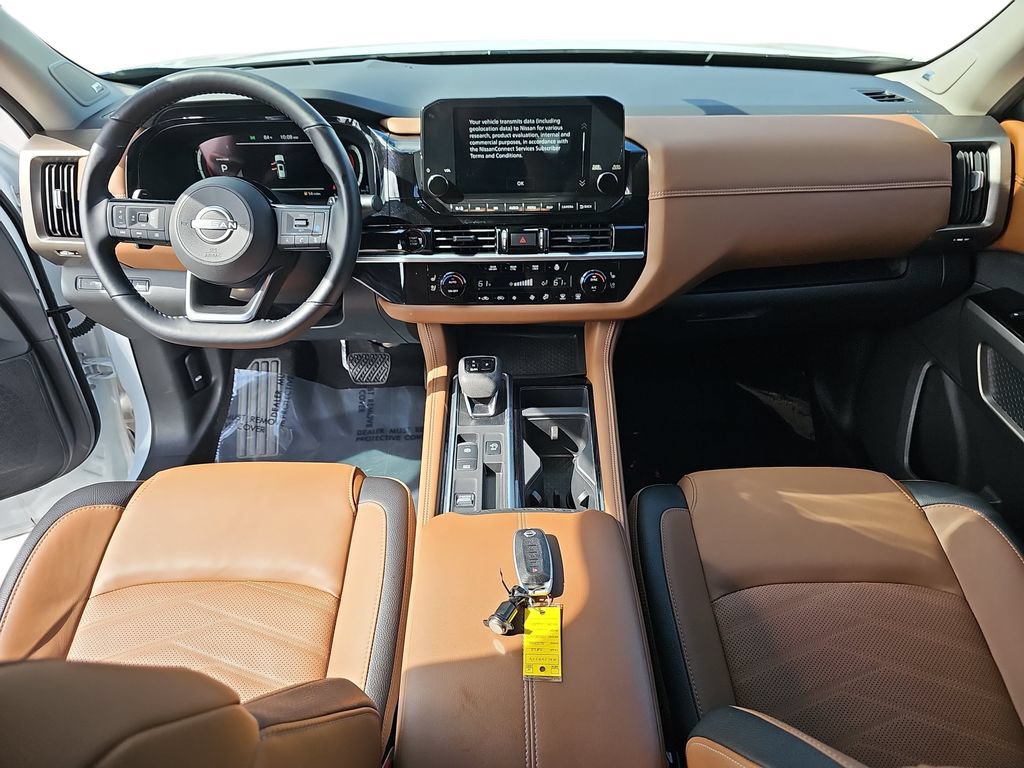 Used 2025 Nissan Pathfinder Platinum w/ Cargo Package FWD image 13