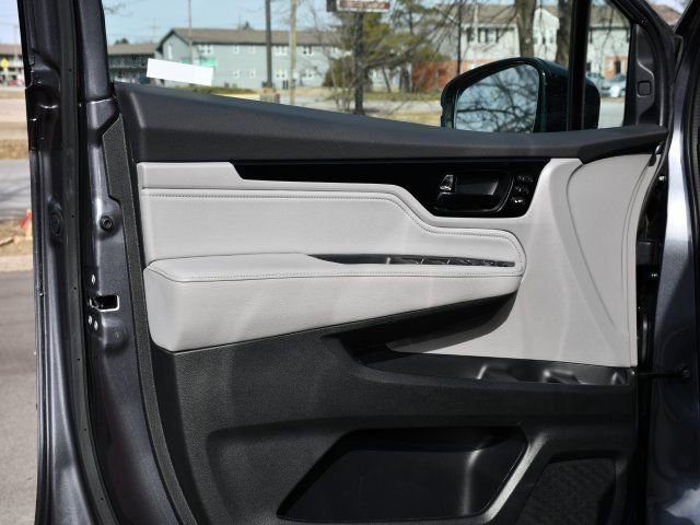 Used 2024 Honda Odyssey Elite image 9