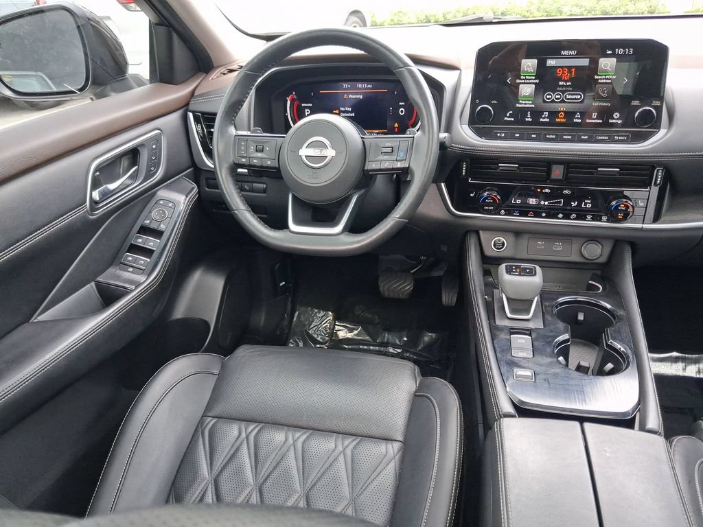 Used 2022 Nissan Rogue Platinum w/ Head-Up Display Package FWD image 10