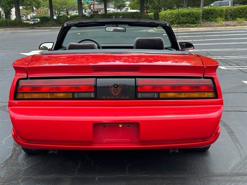 Used 1992 Pontiac Firebird Convertible RWD image 5