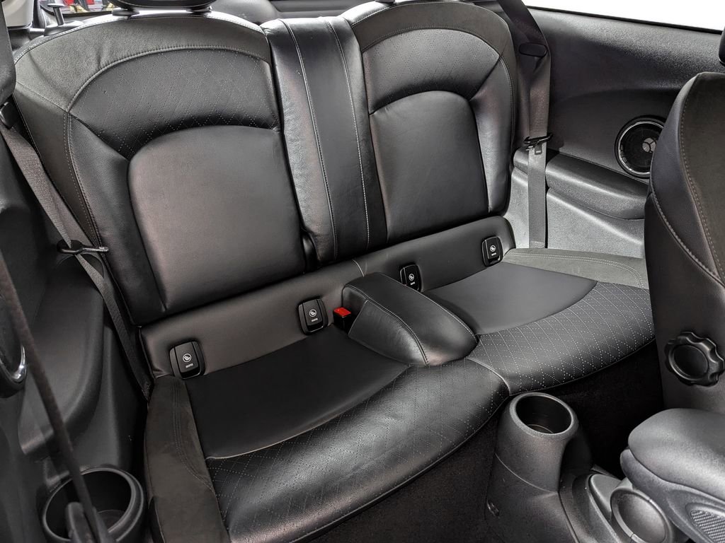 Used 2020 MINI Cooper S image 39