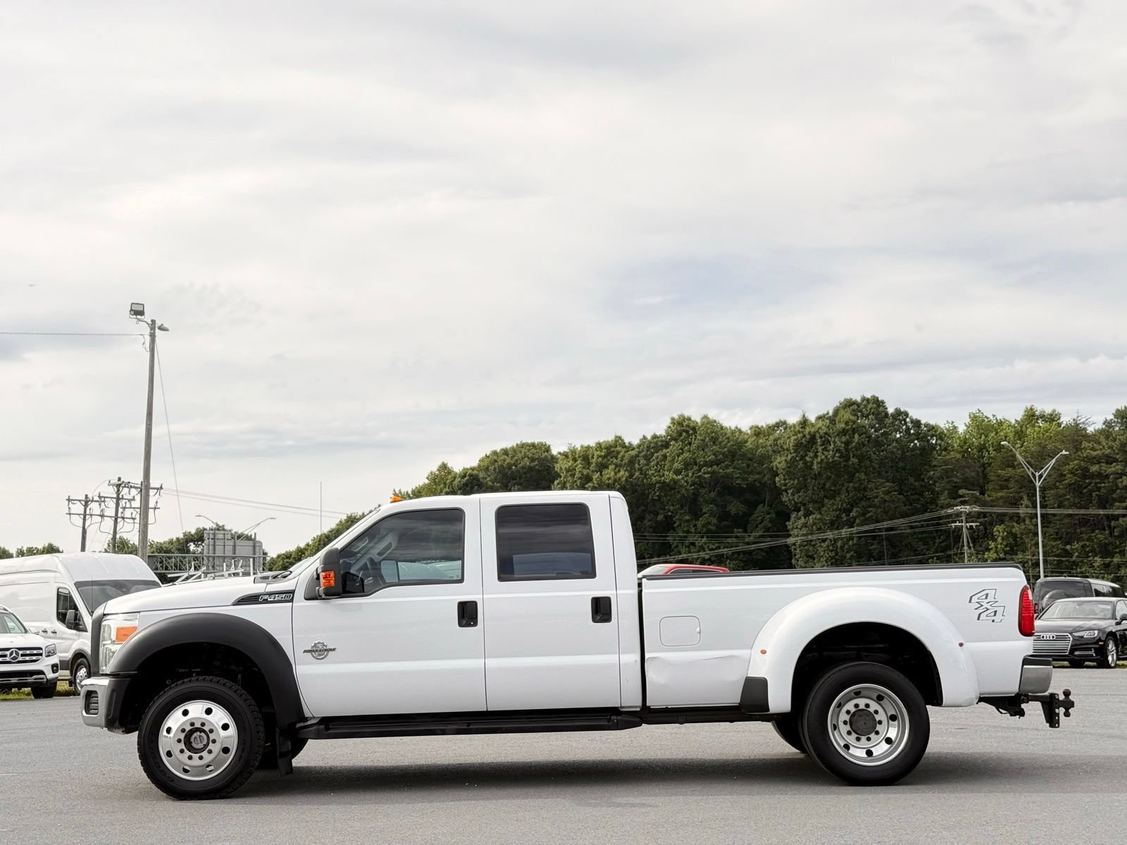 Used 2016 Ford F450 XL w/ Power Equipment Group AWD/4WD image 12