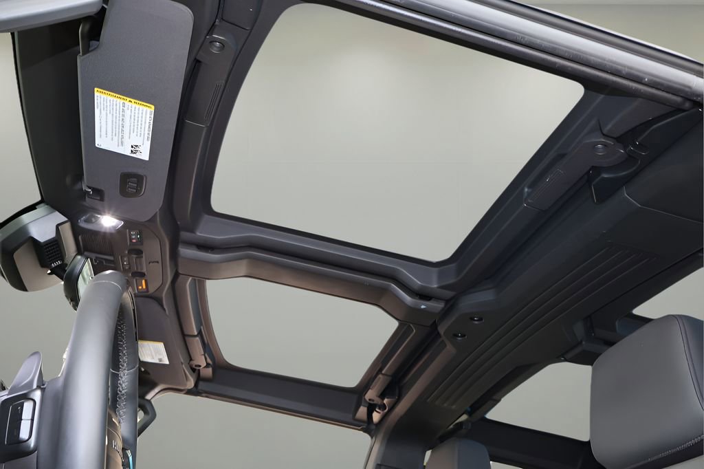 Used 2024 GMC Hummer EV 3X w/ LPO, Illumination Package AWD/4WD image 25