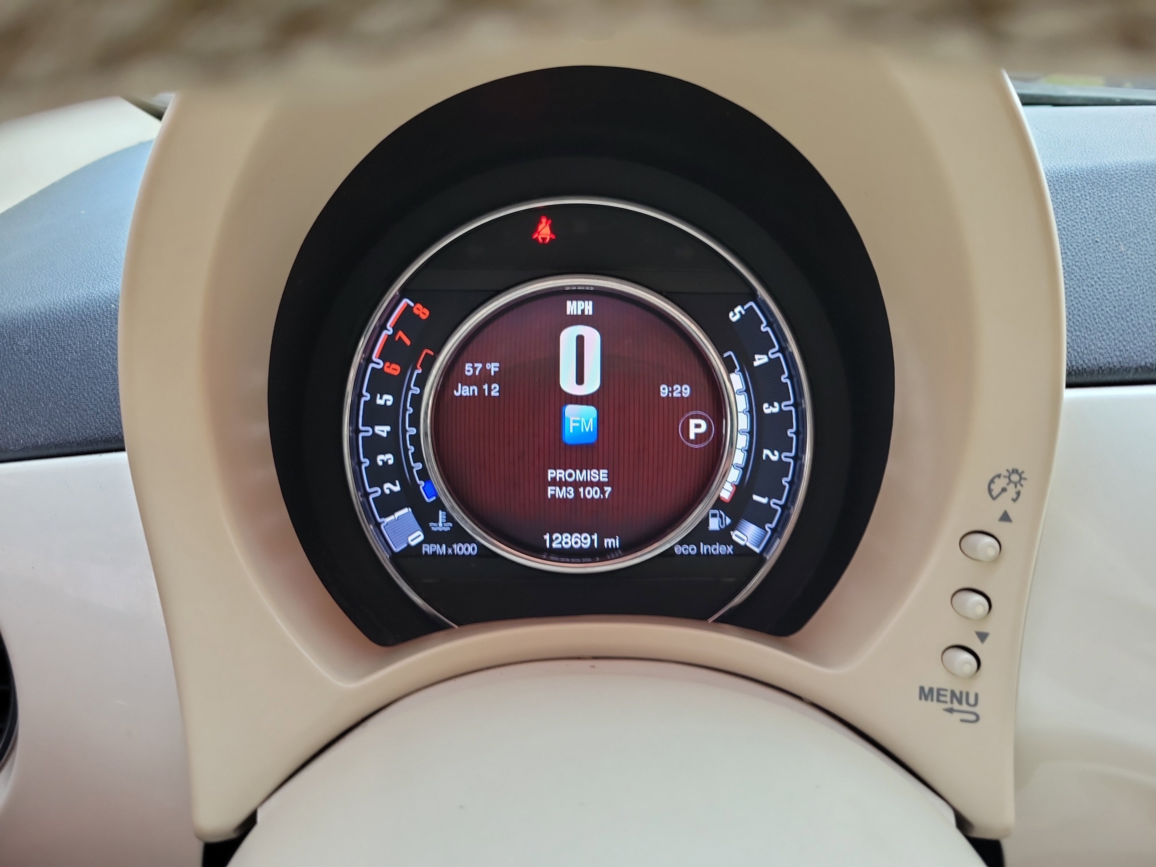 Used 2015 FIAT 500 Lounge w/ Luxury Leather Package image 18