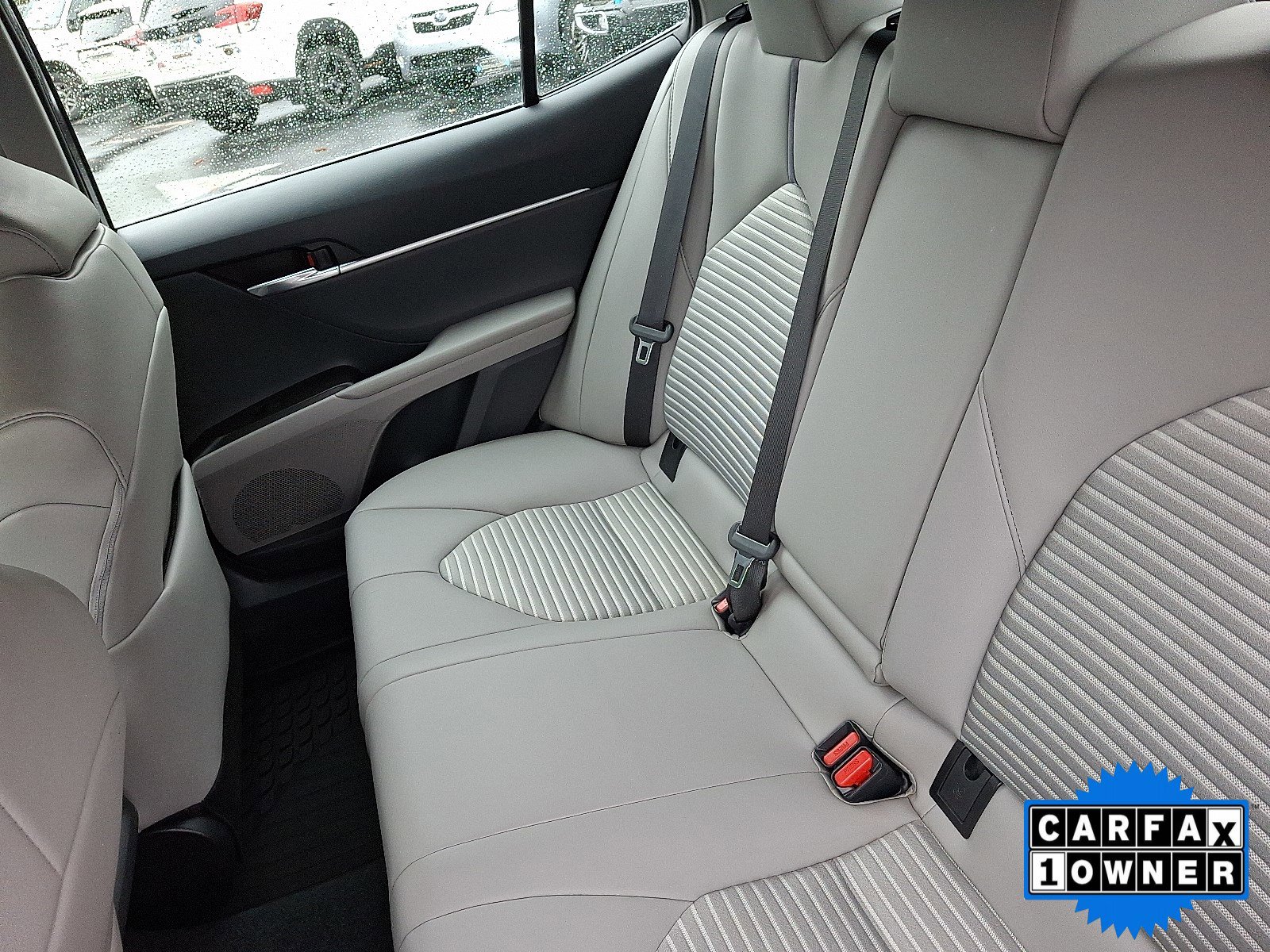 Used 2023 Toyota Camry SE image 18