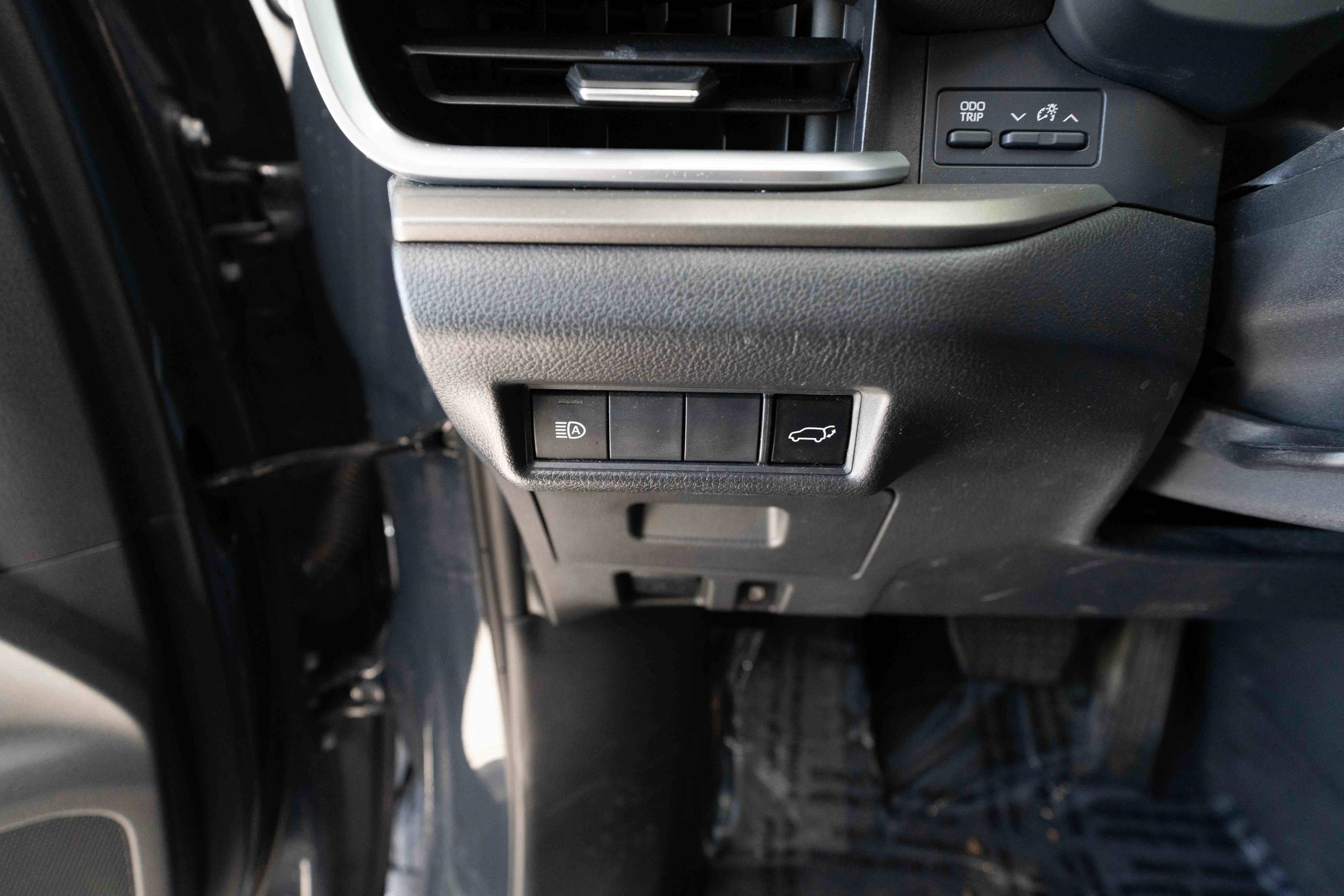 Used 2024 Toyota Grand Highlander AWD image 11
