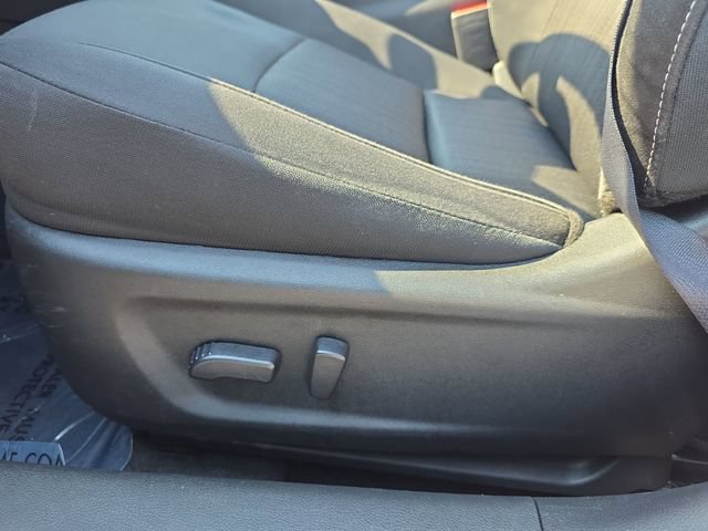 Used 2025 Nissan Altima 2.5 SV FWD image 28
