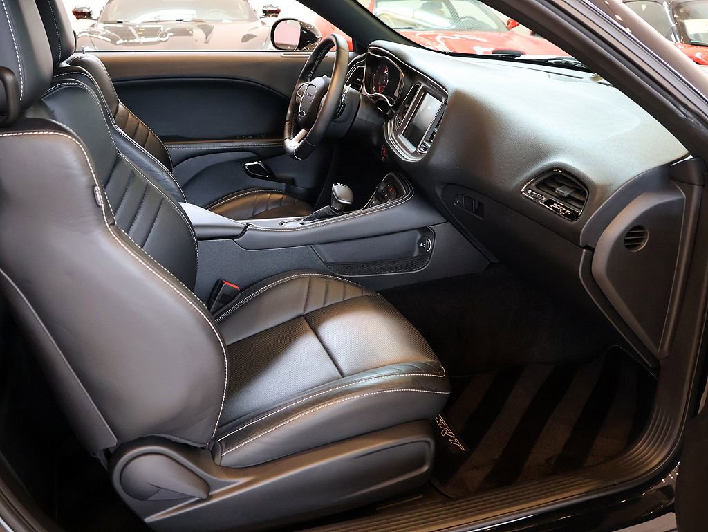 Used 2015 Dodge Challenger SRT Hellcat image 49