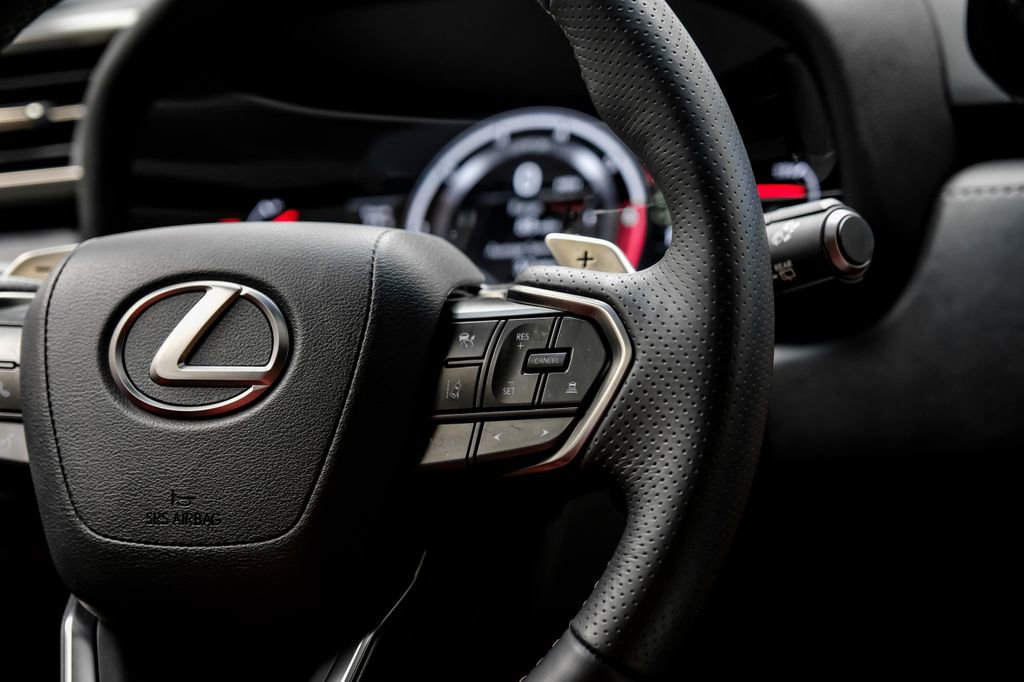 Used 2024 Lexus LX 600 F Sport AWD/4WD image 21
