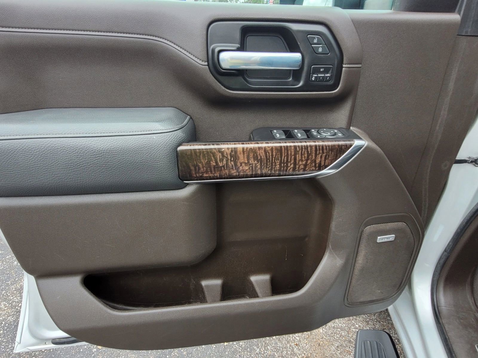 Used 2020 GMC Sierra 2500 Denali w/ Denali Ultimate Package image 22