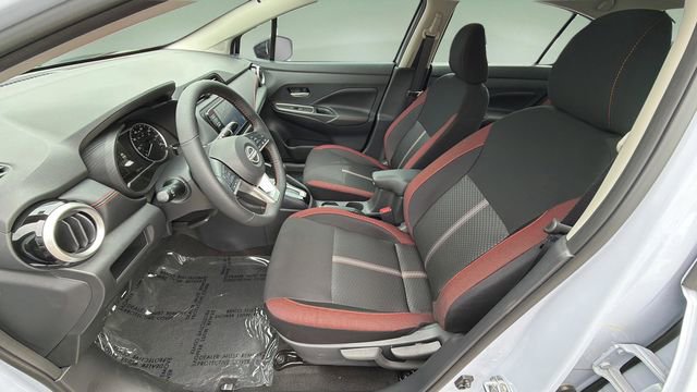 Used 2025 Nissan Versa SR w/ Trunk Package FWD image 18