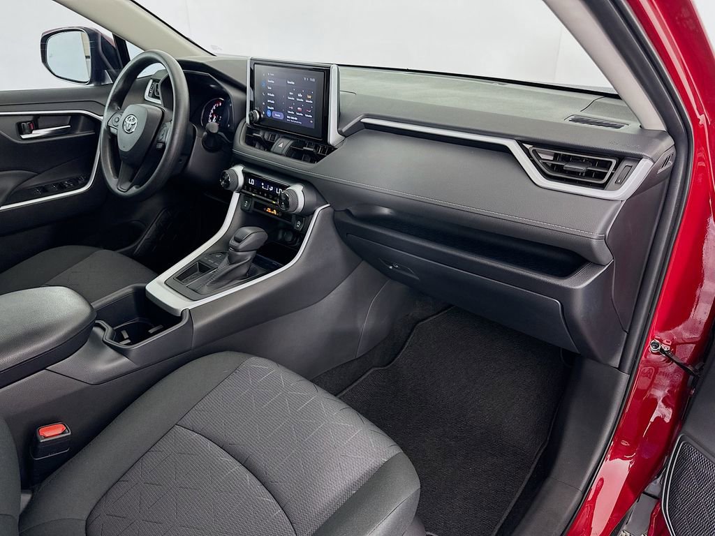 Certified 2025 Toyota RAV4 XLE w/ Convenience Package FWD image 29